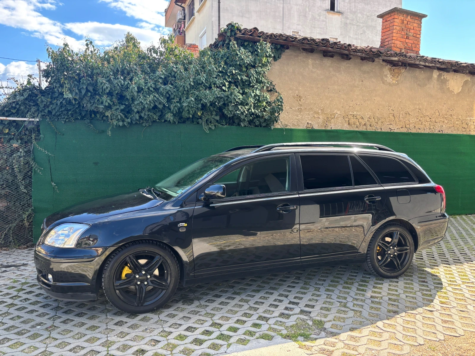 Toyota Avensis 2.0 D4D 116, снимка 3 - Автомобили и джипове - 54099600