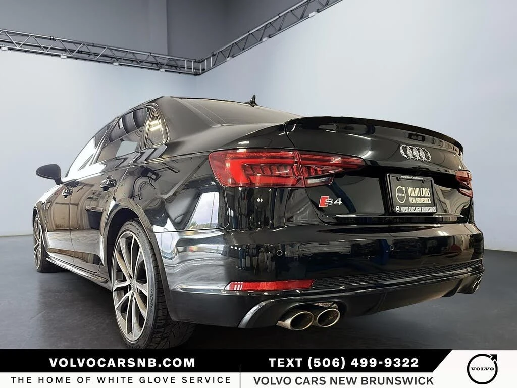Audi S4 * PRESTIGE* * HeadUp* AвтоКредит* (ЦЕНА ДО БГ), снимка 4 - Автомобили и джипове - 54479786