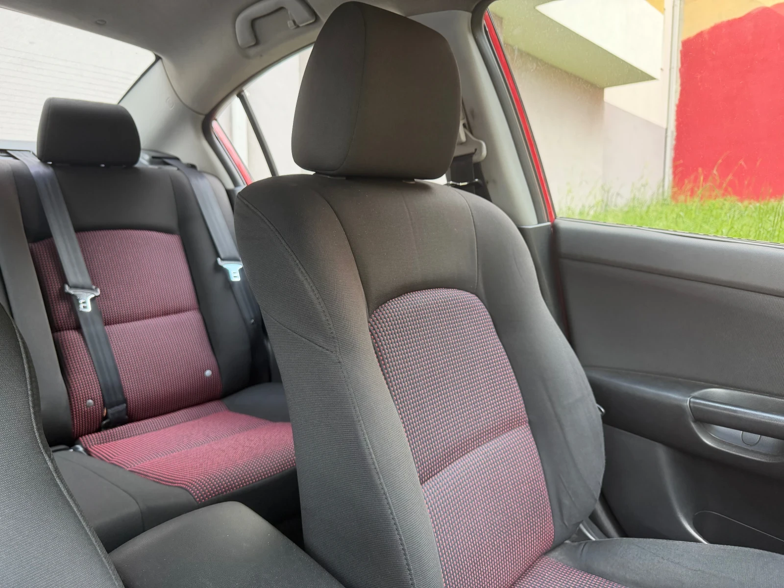 Mazda 3 1.6 Бензин, снимка 8 - Автомобили и джипове - 54494168