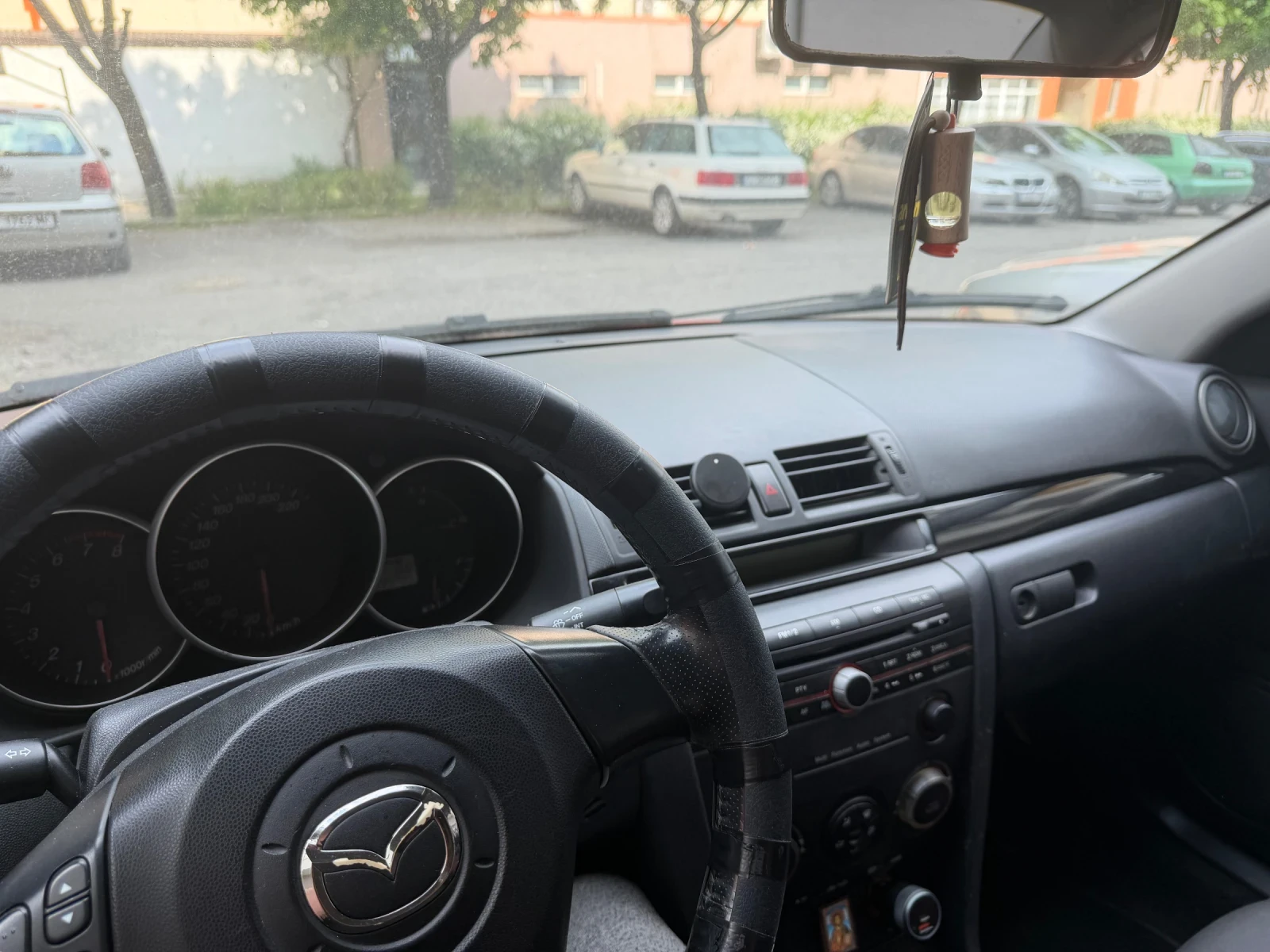 Mazda 3 1.6 Бензин, снимка 6 - Автомобили и джипове - 54494168