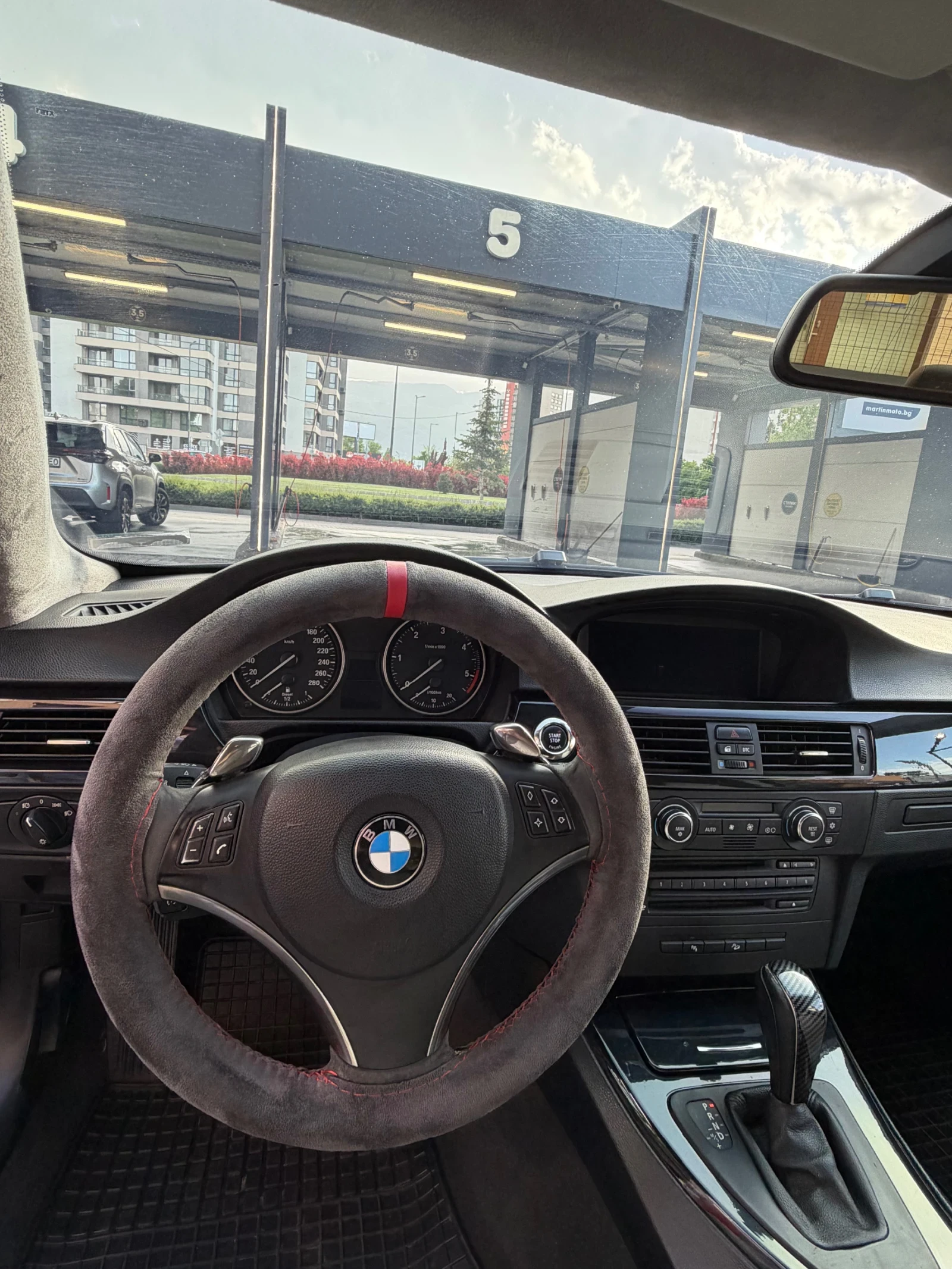 BMW 330 330xd, keyless, снимка 9 - Автомобили и джипове - 54703039