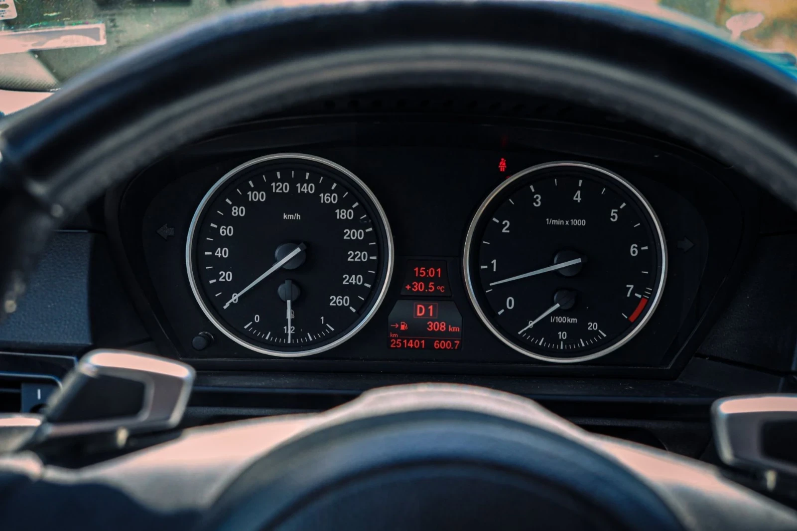 BMW 530, снимка 14 - Автомобили и джипове - 54985229