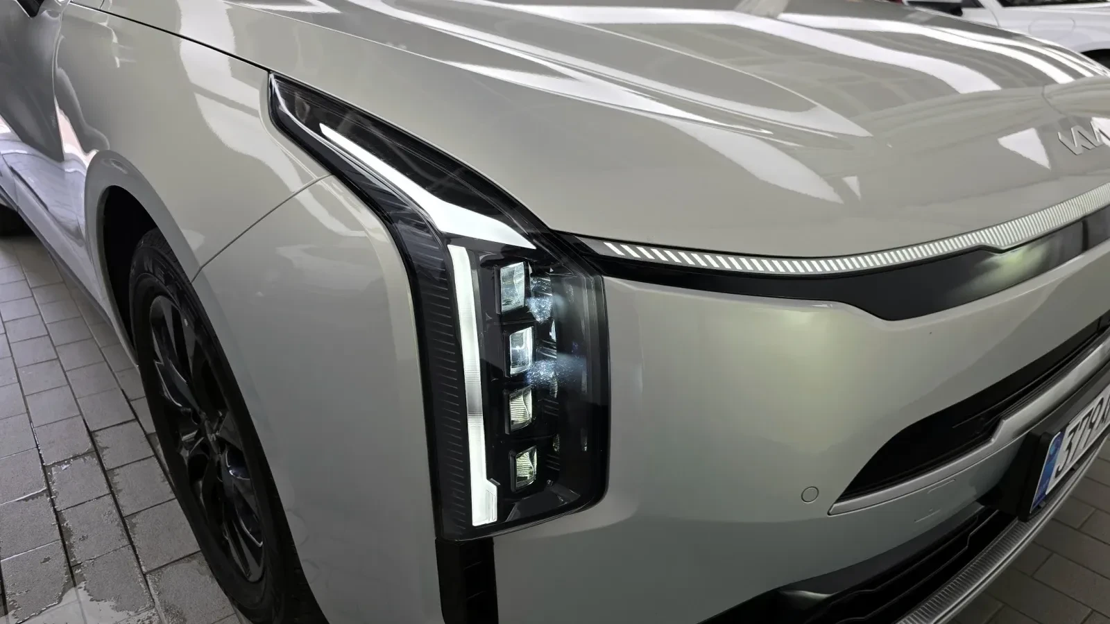 Kia K8 NOBLESSE* 3.5 LPG* ПОДГРЕВИ* ОБДУХ* DISTRONIC* , снимка 14 - Автомобили и джипове - 55146086