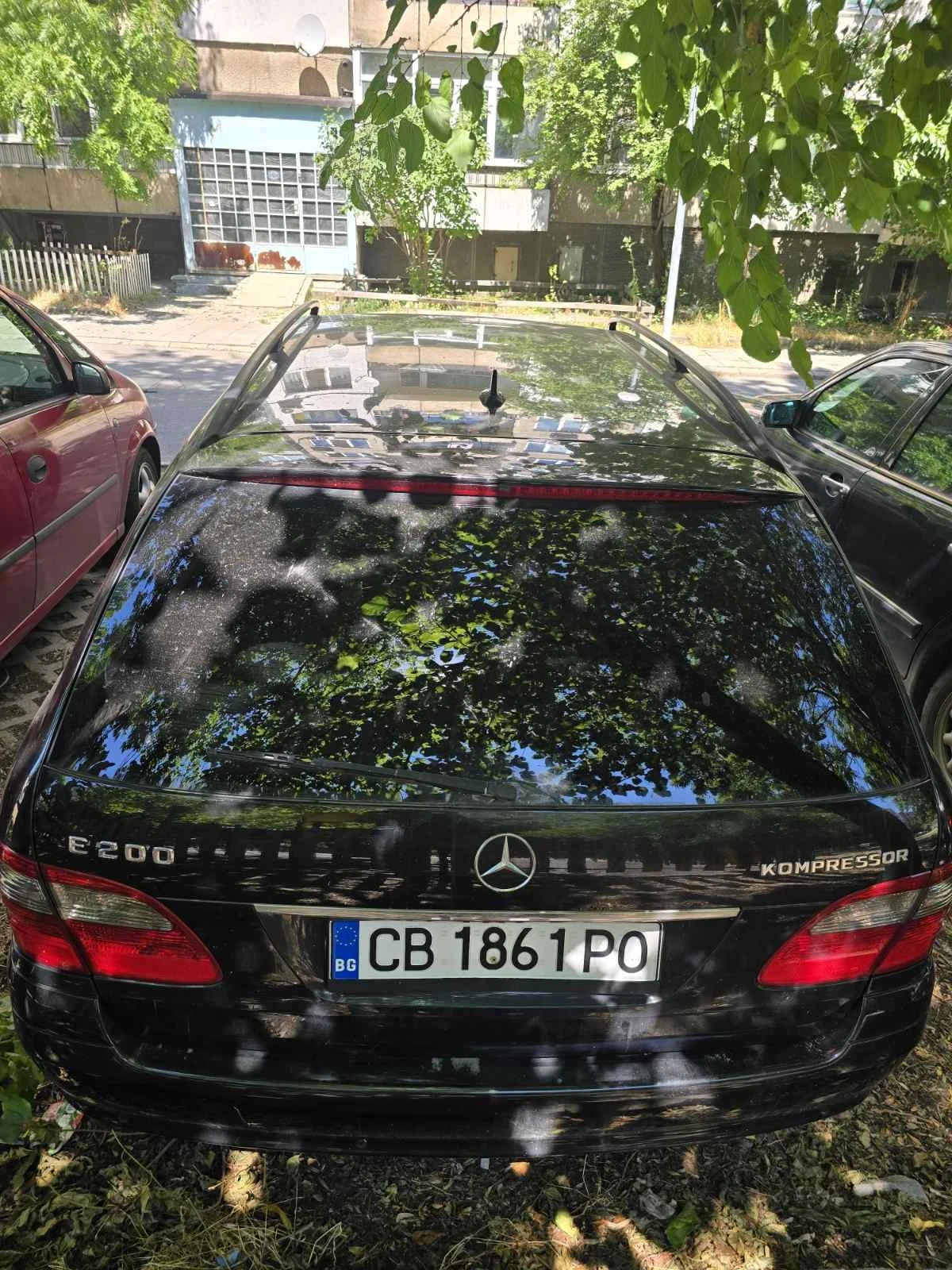 Mercedes-Benz E 200, снимка 3 - Автомобили и джипове - 55492863