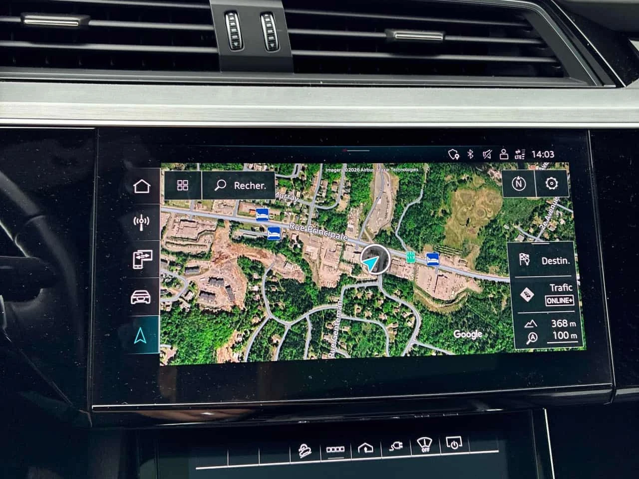 Audi E-Tron * quattro * CARFAX * ОПЦИЯ ЗА ФИНАНСИРАНЕ , снимка 11 - Автомобили и джипове - 55647591