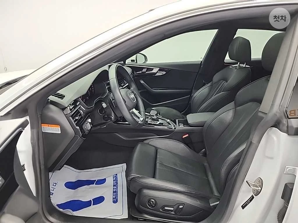 Audi A5 QUATTRO S LINE TECHNIK HEAD UP FULL, снимка 6 - Автомобили и джипове - 55777656