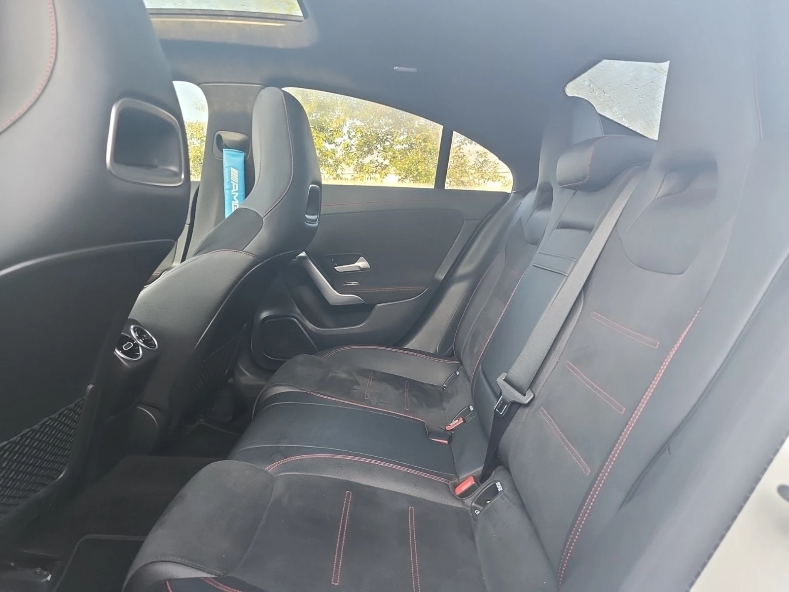 Mercedes-Benz CLA АМГ ПАКЕТ/4matic Coupe/CARFAX/ПОДГРЕВ/АМБИЕНТ/ПАНО, снимка 11 - Автомобили и джипове - 55906422