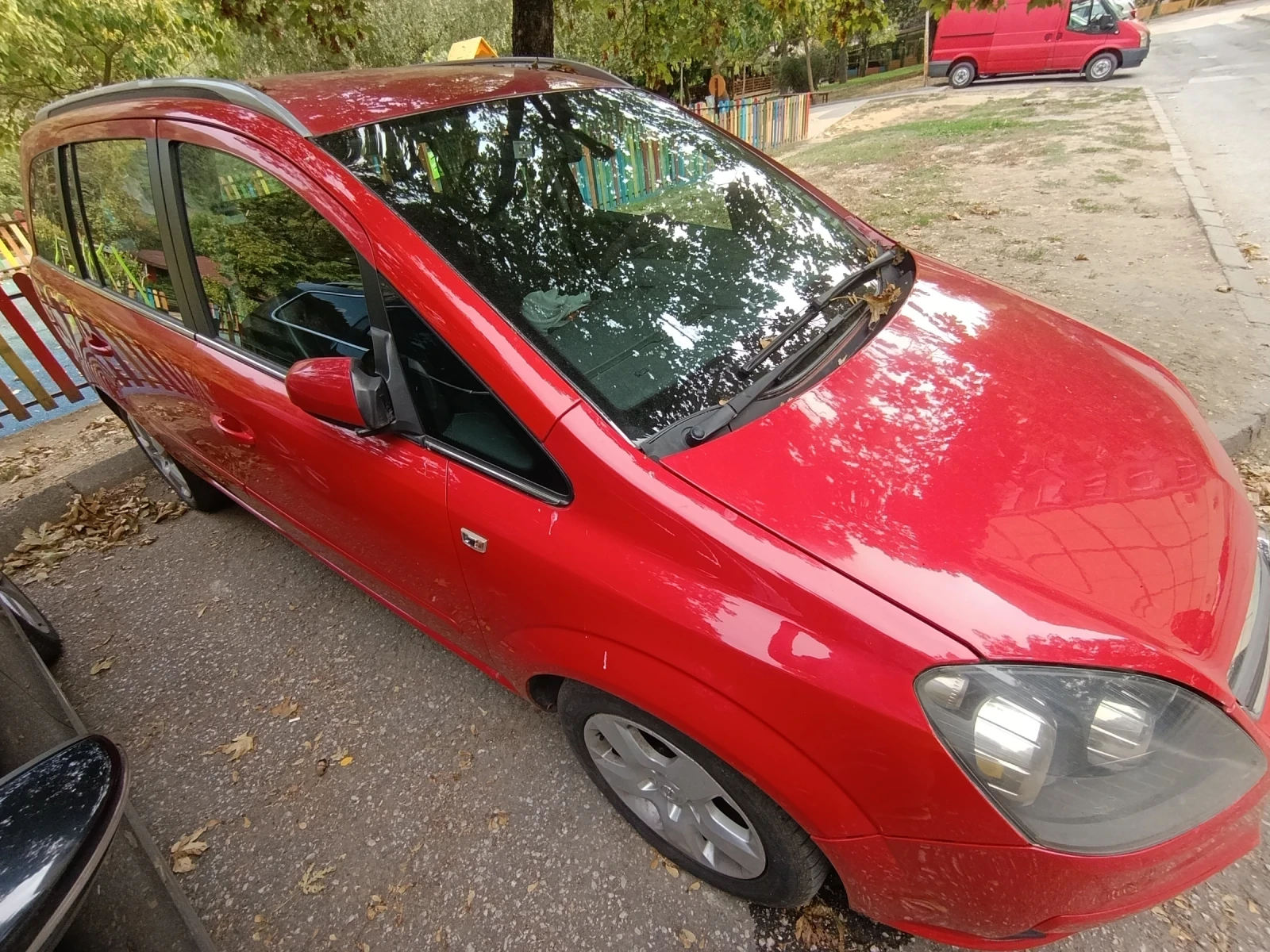 Opel Zafira B, снимка 3 - Автомобили и джипове - 56225882