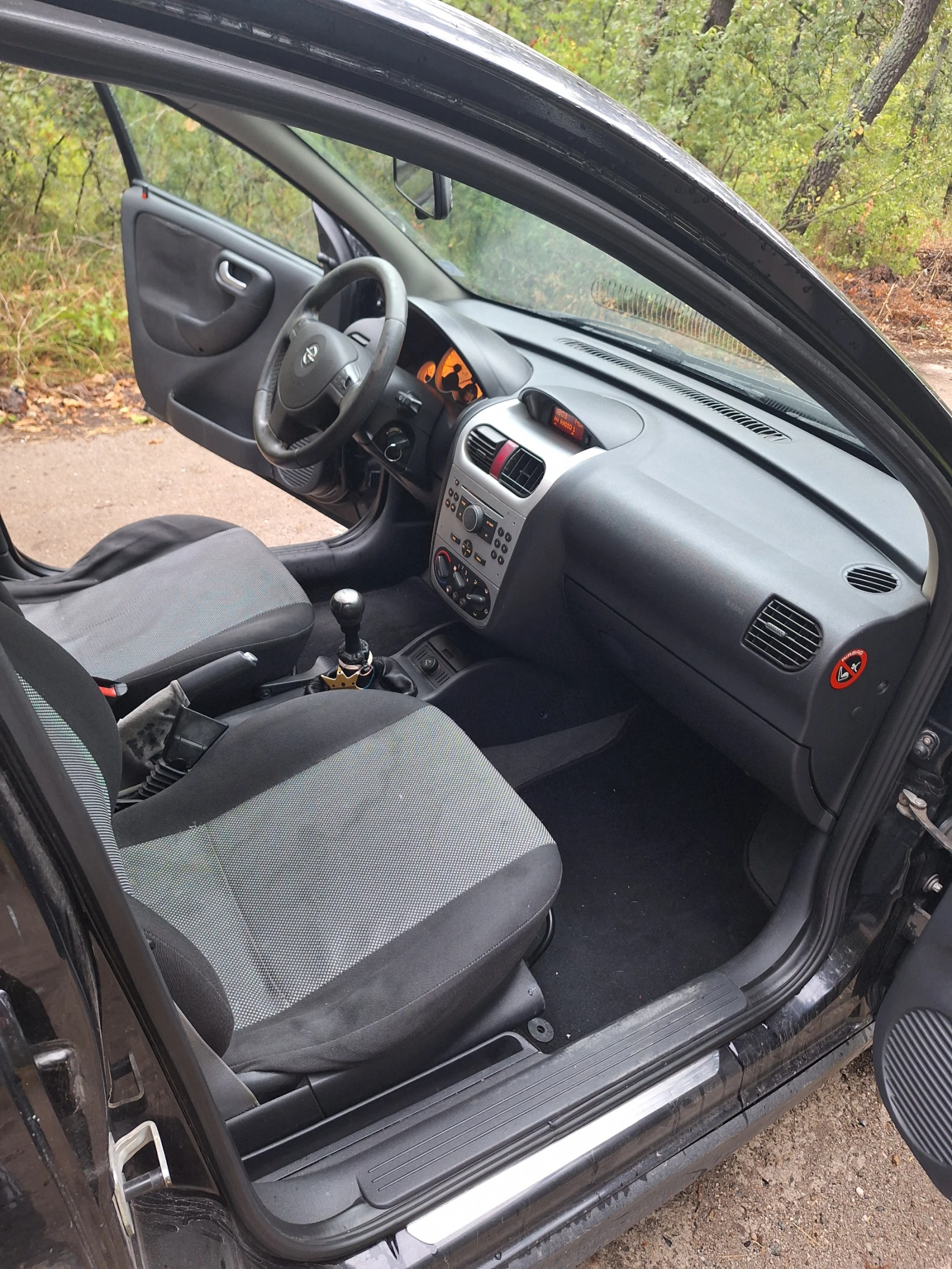 Opel Corsa 1.3 mjet, снимка 7 - Автомобили и джипове - 56274592