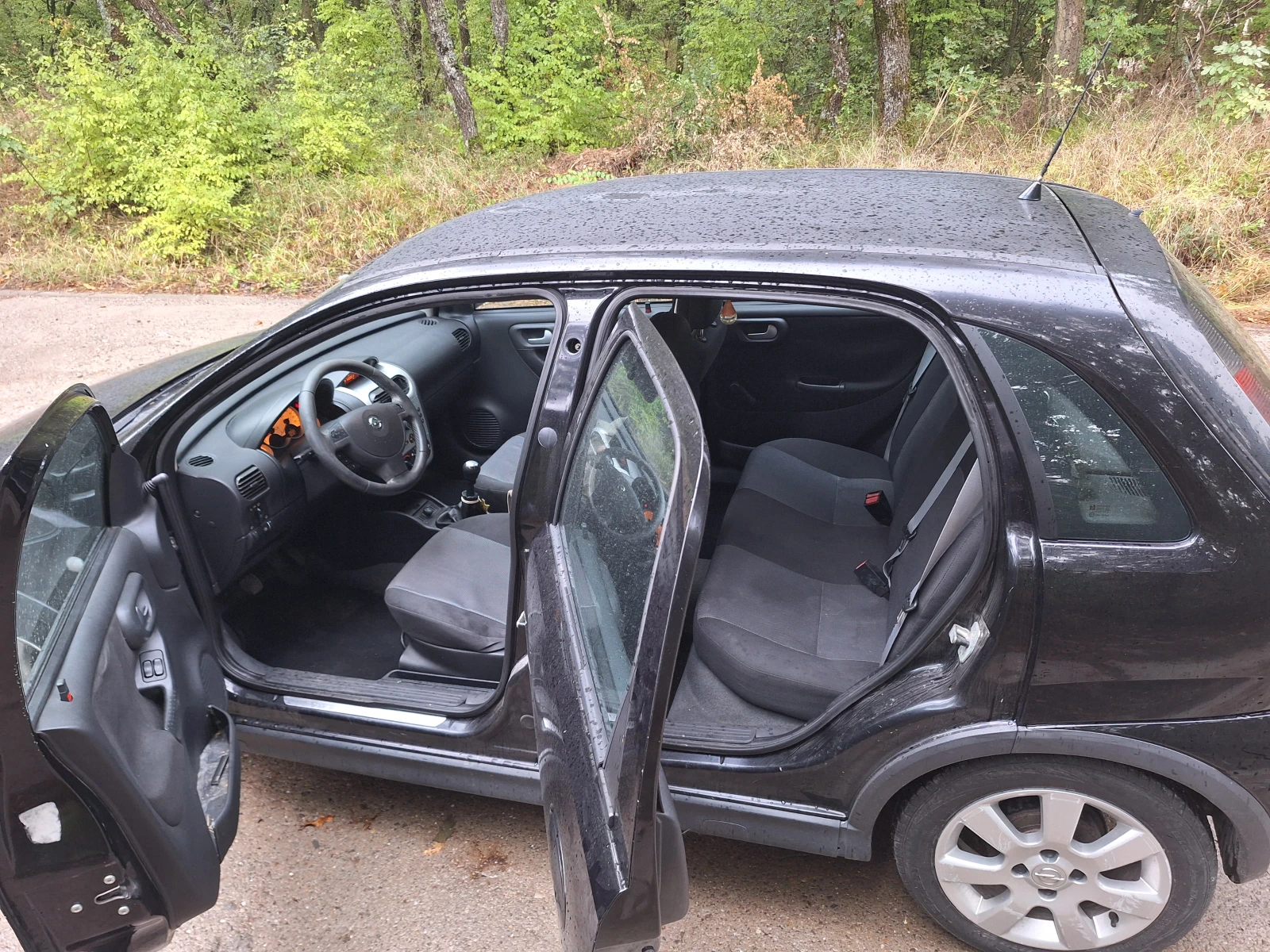 Opel Corsa 1.3 mjet, снимка 4 - Автомобили и джипове - 56274592