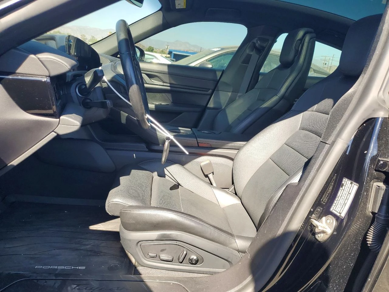 Porsche Taycan RWD, снимка 7 - Автомобили и джипове - 56618048