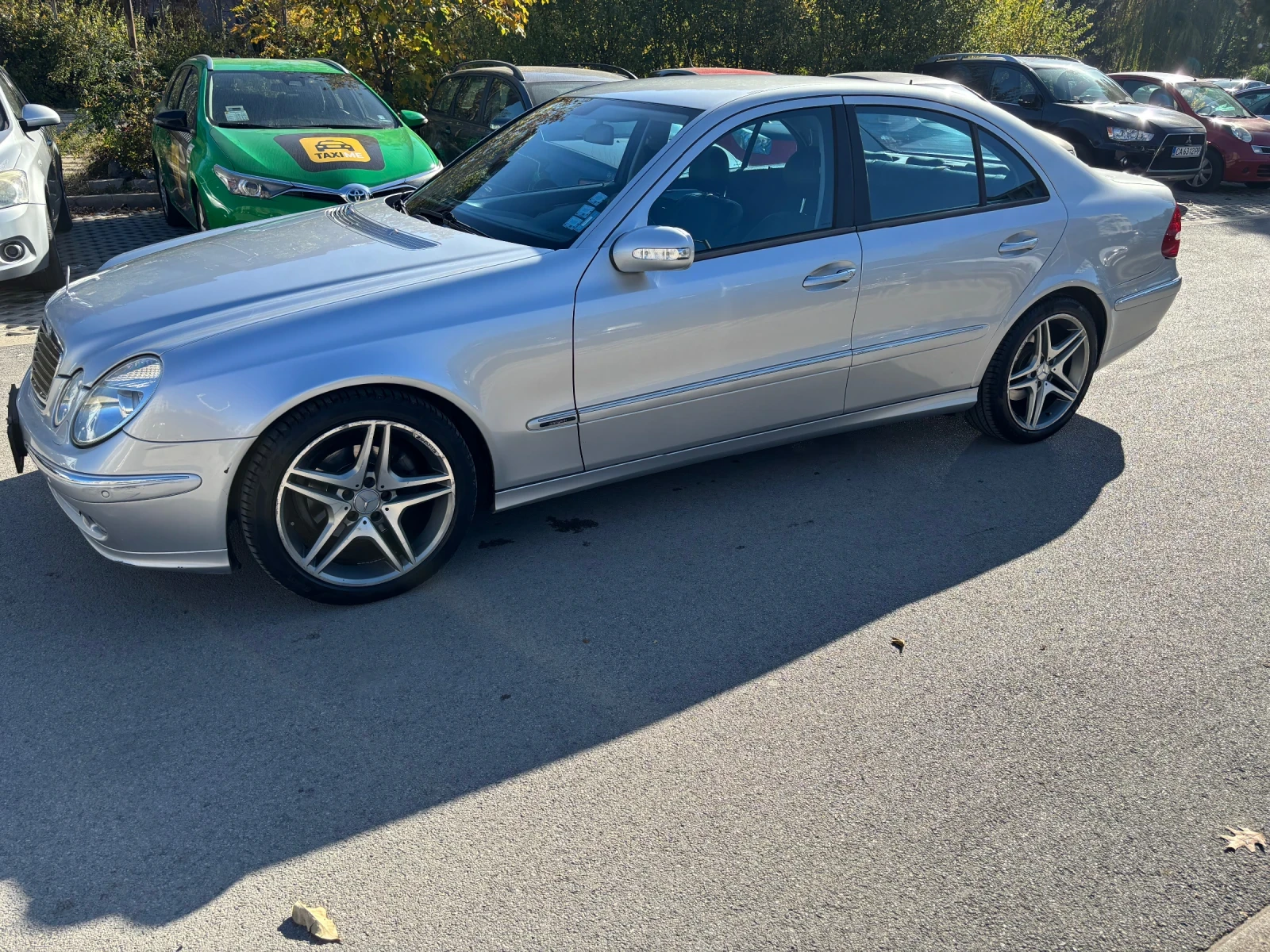 Mercedes-Benz E 320 Avantgarde, снимка 2 - Автомобили и джипове - 56733752