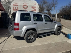 Jeep Cherokee 3.7i V6 4x4 ГАЗ, снимка 3