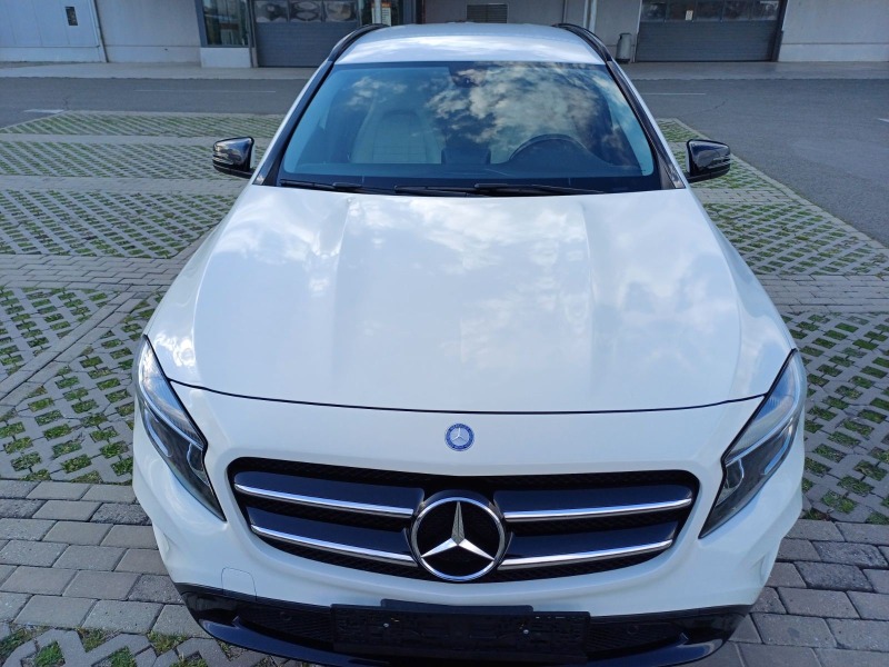 Mercedes-Benz GLA 200, снимка 7 - Автомобили и джипове - 45332816
