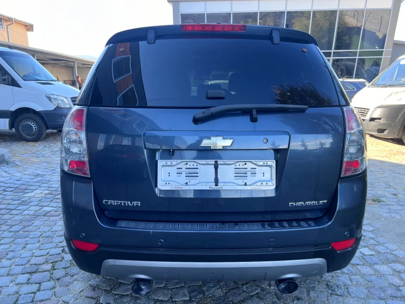 Chevrolet Captiva 2.0 d 4x4 auto 7 местен, снимка 6 - Автомобили и джипове - 48878958