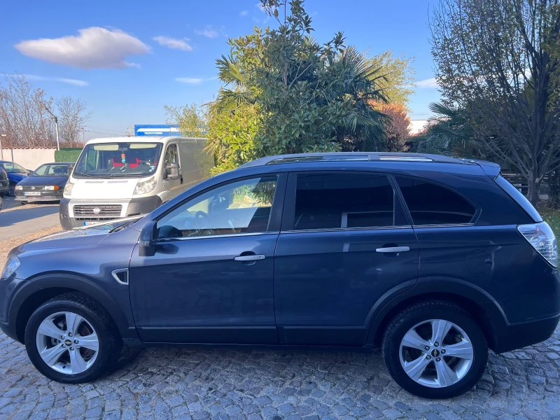 Chevrolet Captiva 2.0 d 4x4 auto 7 местен, снимка 8 - Автомобили и джипове - 48878958