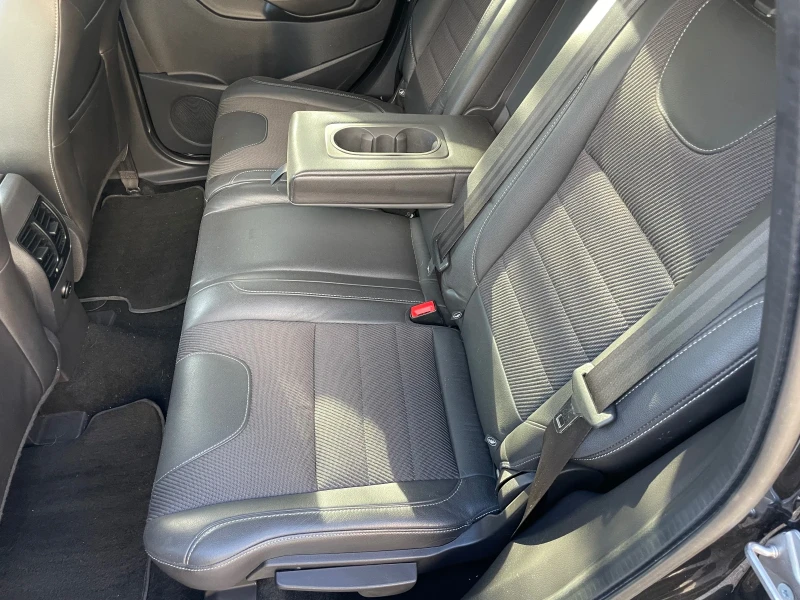 Ford Kuga 2.0 Tdci 163 Cv 4WD Powershift Titanium, снимка 9 - Автомобили и джипове - 52554595