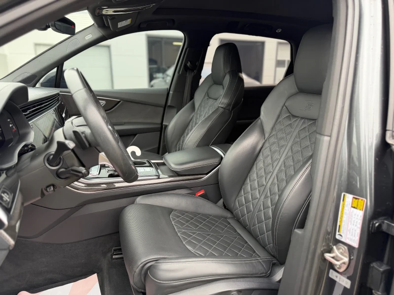 Audi SQ7 4.0TFSI* 7 МЕСТА * FULL * ТОП СЪСТОЯНИЕ * ЛИЗИНГ* , снимка 11 - Автомобили и джипове - 53384141