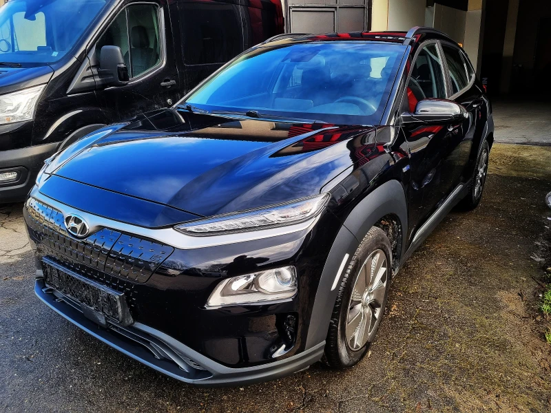 Hyundai Kona 64kw / SOH 100% / Термопомпа / Сервизна история