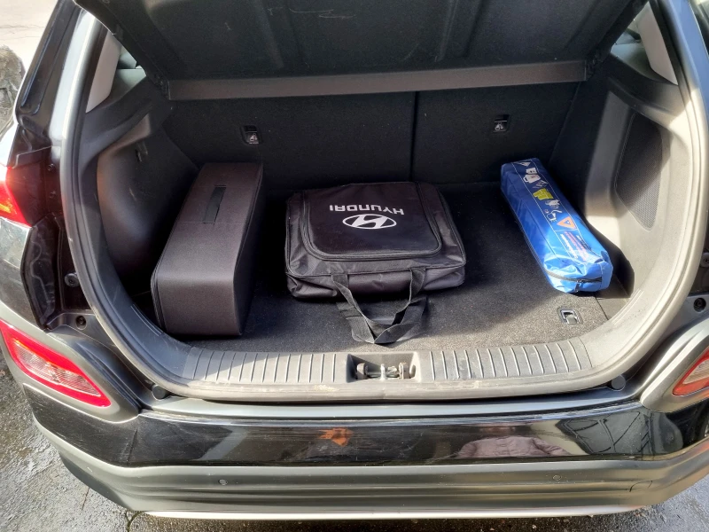 Hyundai Kona 64kw / SOH 100% / Термопомпа / Сервизна история, снимка 14 - Автомобили и джипове - 53393798