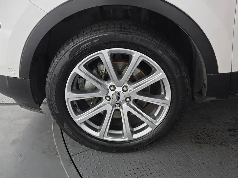 Ford Explorer 2.3 AWD, снимка 5 - Автомобили и джипове - 54351916