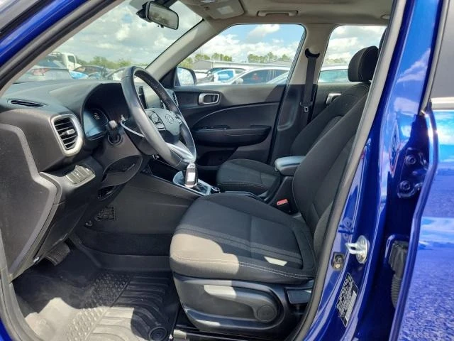 Hyundai Venue, снимка 7 - Автомобили и джипове - 54612148