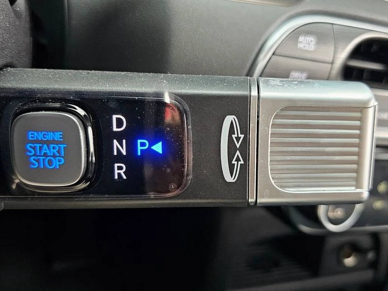 Hyundai Palisade 2.5 Automatic, снимка 12 - Автомобили и джипове - 55656001