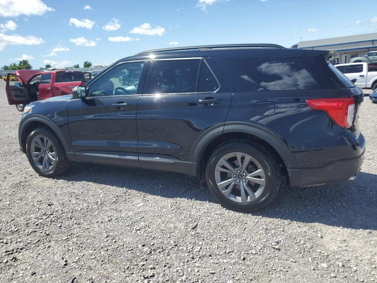 Ford Explorer  - изображение 2