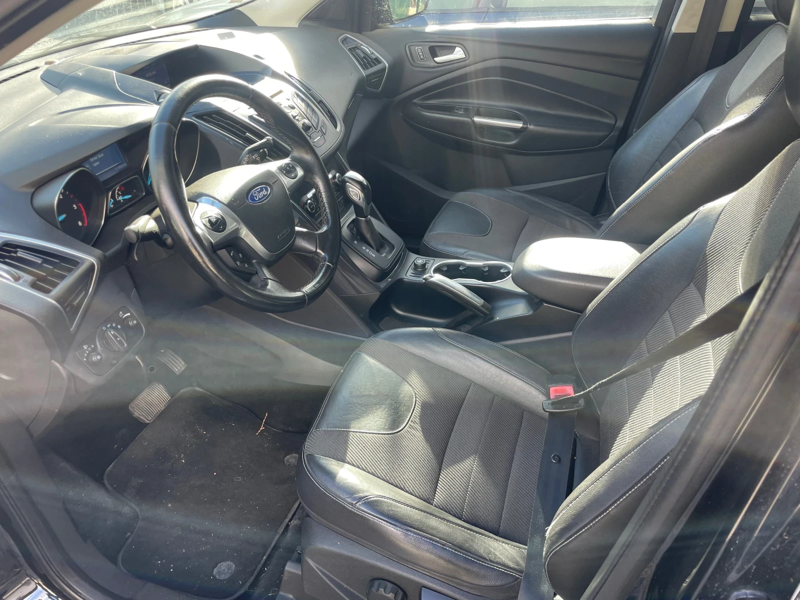 Ford Kuga 2.0 Tdci 163 Cv 4WD Powershift Titanium - изображение 10