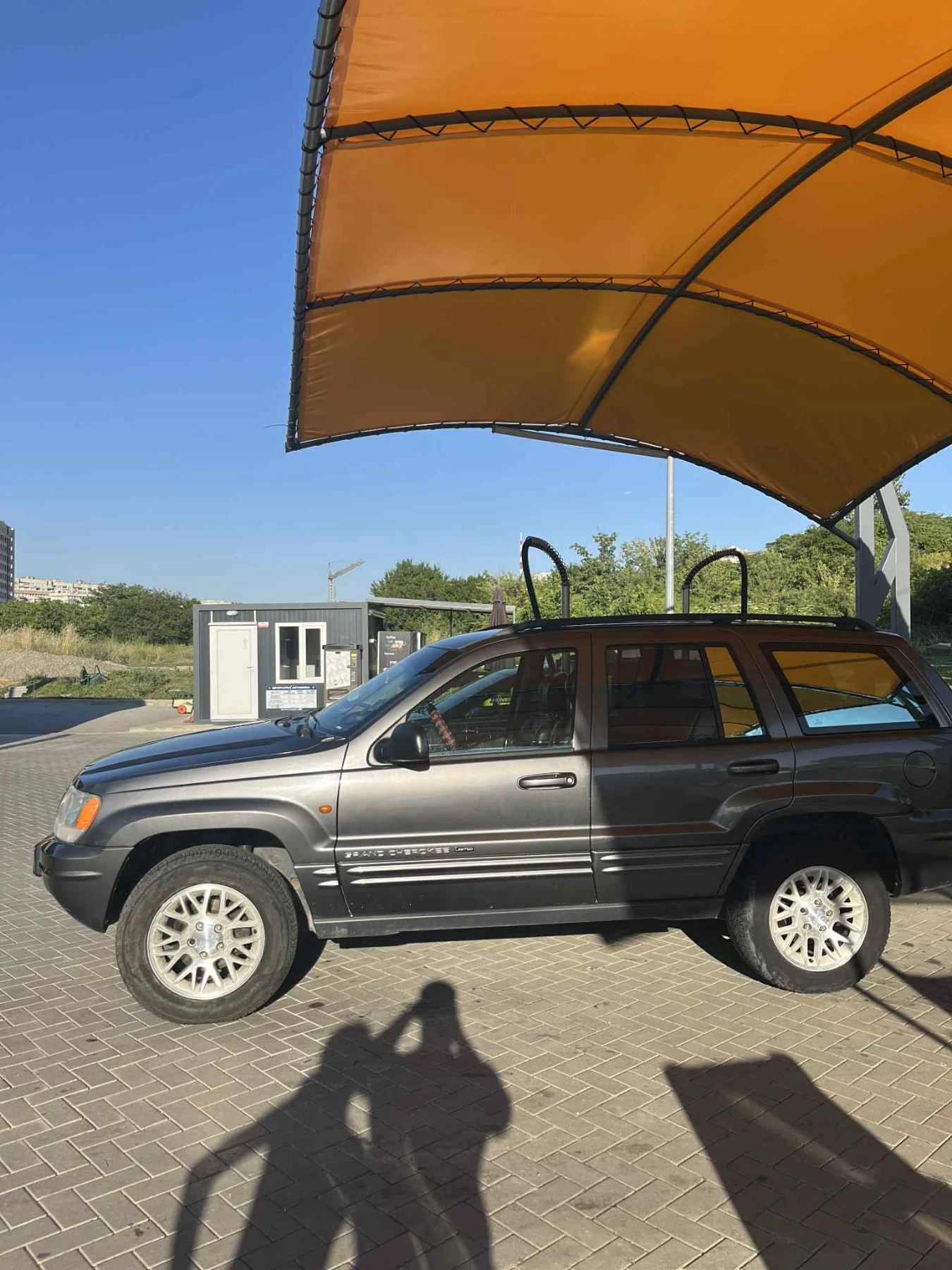 Jeep Grand cherokee, снимка 12 - Автомобили и джипове - 53527194
