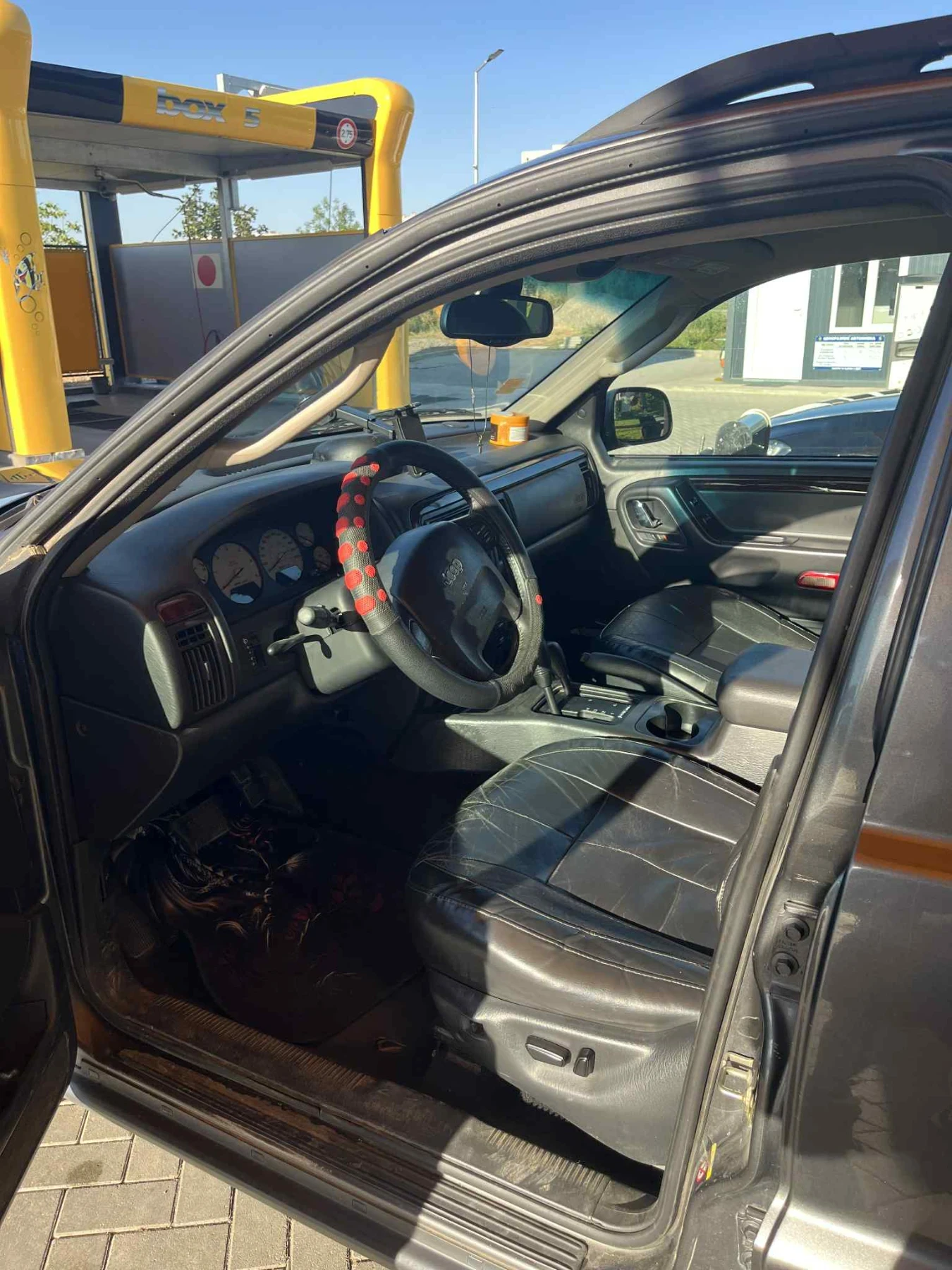 Jeep Grand cherokee, снимка 11 - Автомобили и джипове - 53527194