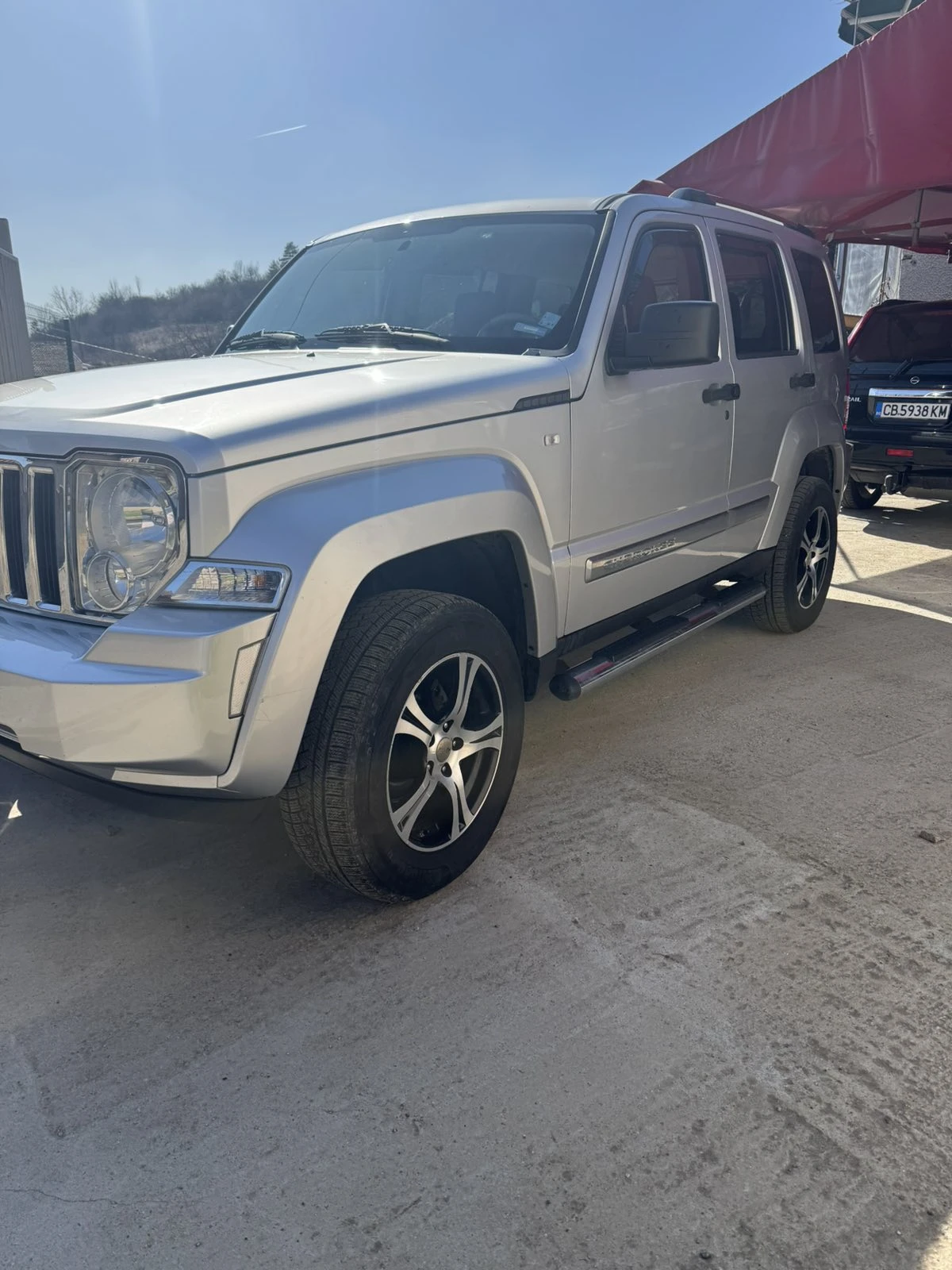 Jeep Cherokee 3.7i V6 4x4 ��� | Mobile.bg � ����������� 2