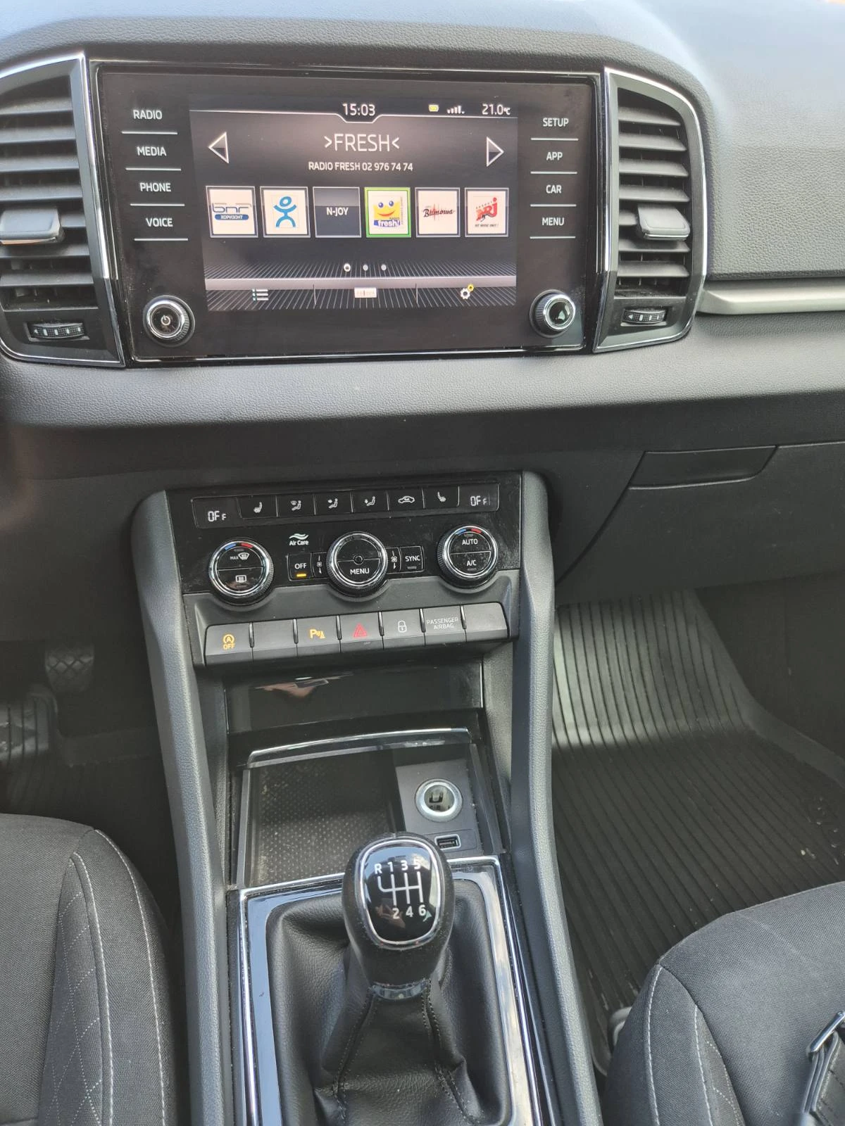 Skoda Karoq, снимка 5 - Автомобили и джипове - 53940719