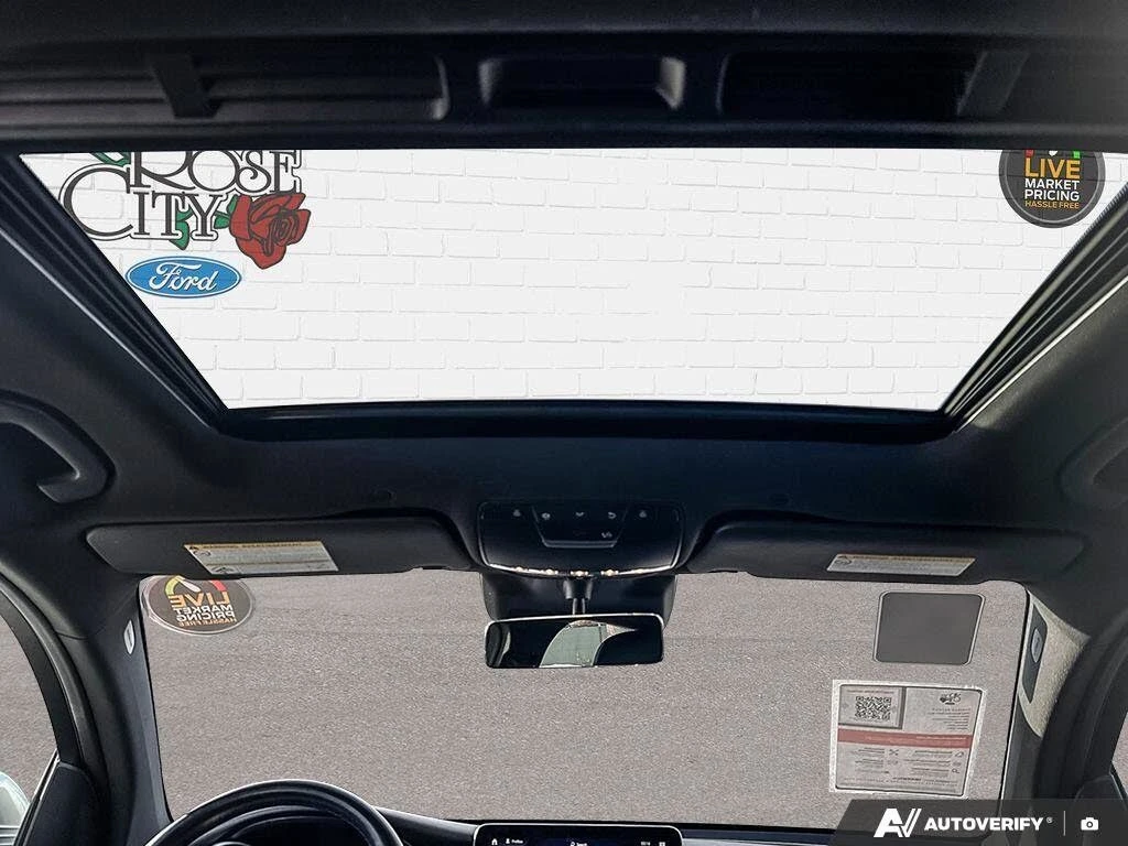 Mercedes-Benz GLC 4MATIC* АвтоКредит* (ЦЕНА ДО БГ), снимка 15 - Автомобили и джипове - 54057554