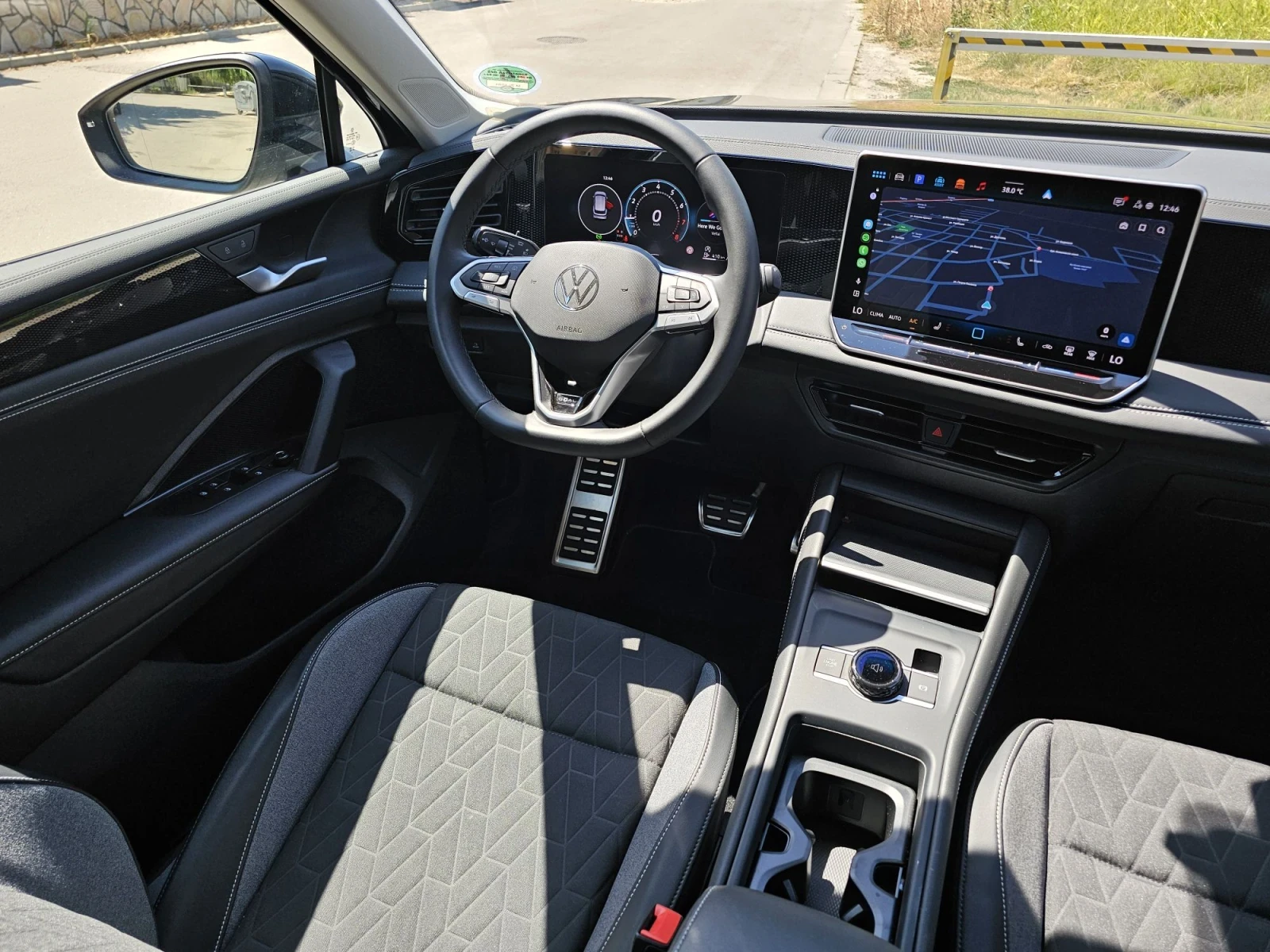 VW Tiguan 1.5 eTSI Life GOAL, снимка 8 - Автомобили и джипове - 54336312