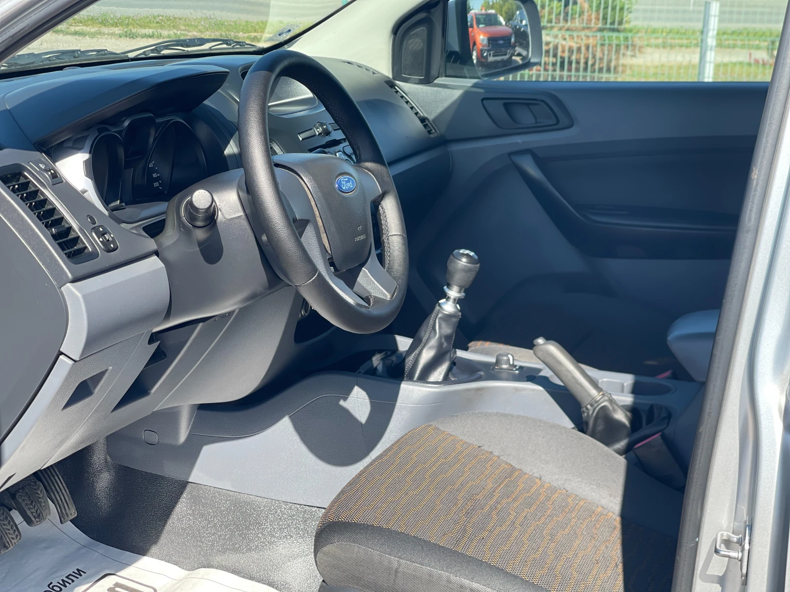 Ford Ranger 2.2TDCi 4x4, снимка 12 - Автомобили и джипове - 54340063