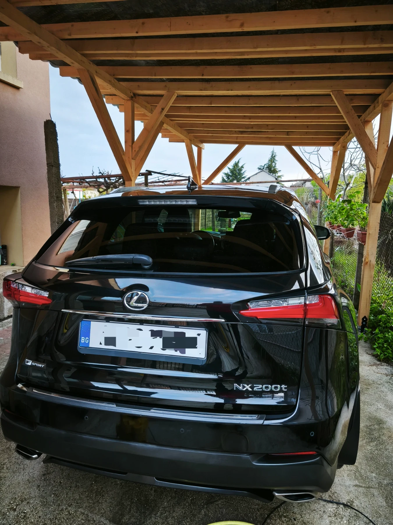 Lexus NX 200t F SPORT, снимка 2 - Автомобили и джипове - 54615402