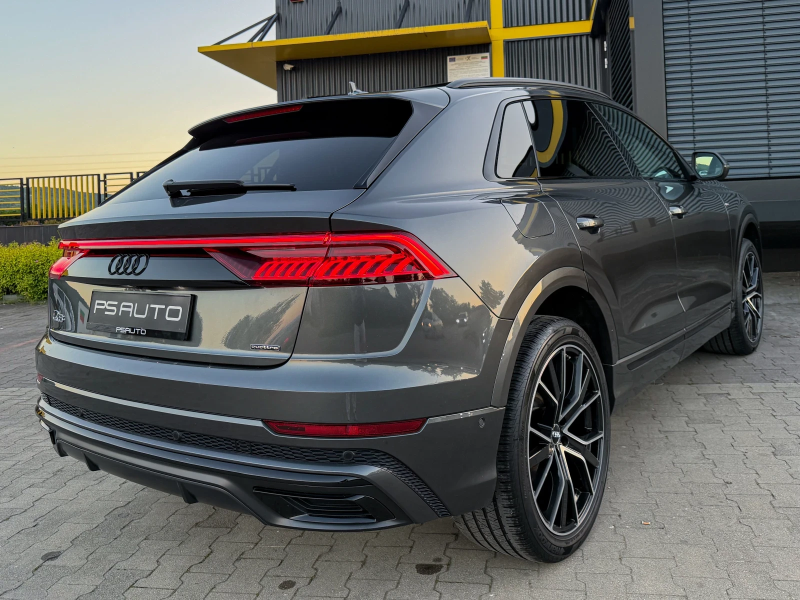 Audi Q8 S-Line / 360 ������ / Bang&Olufsen / ��������� | Mobile.bg � ����������� 5