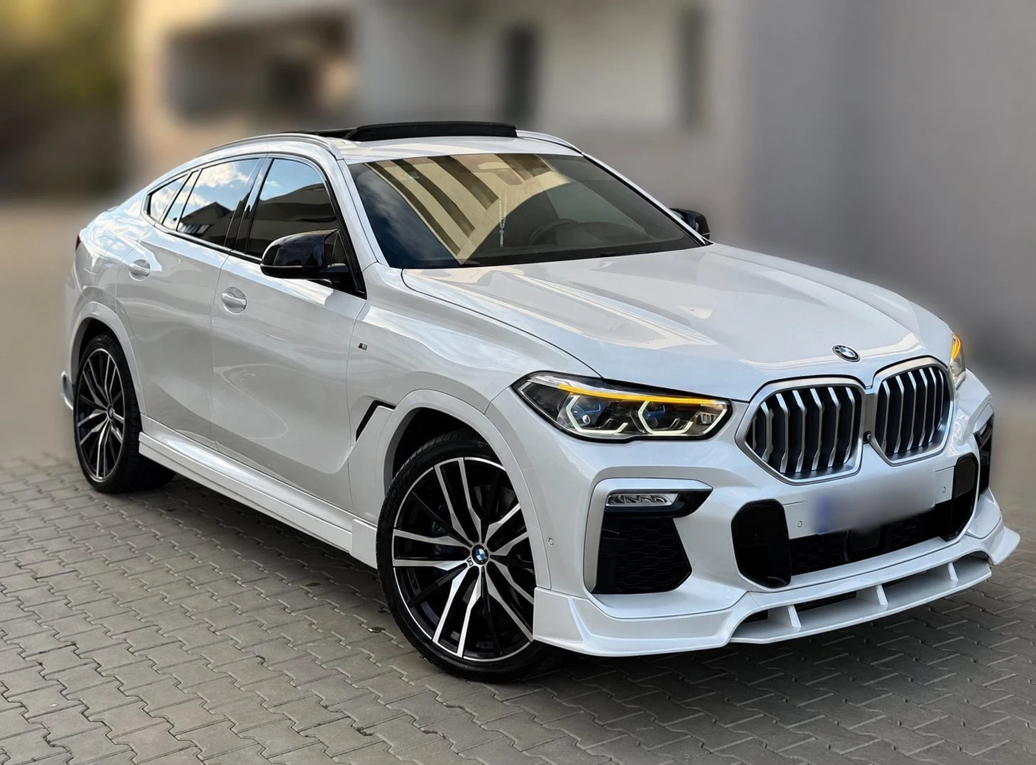 BMW X6 30d xDrive Individual M Sport Laser Sky Lounge H&K, снимка 2 - Автомобили и джипове - 55135453