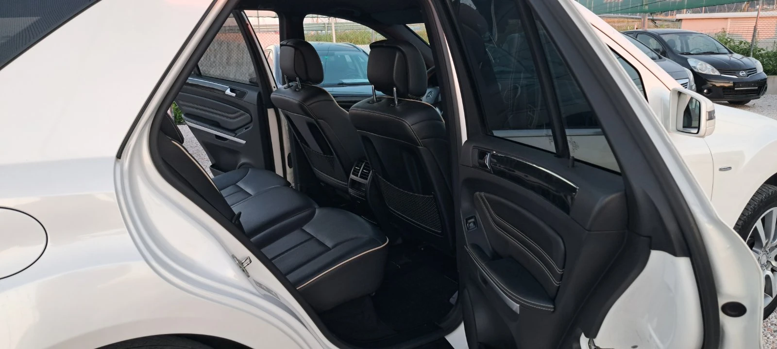 Mercedes-Benz ML 350 CDI 4x4 Grand Edition  Full екстир, снимка 15 - Автомобили и джипове - 55483810