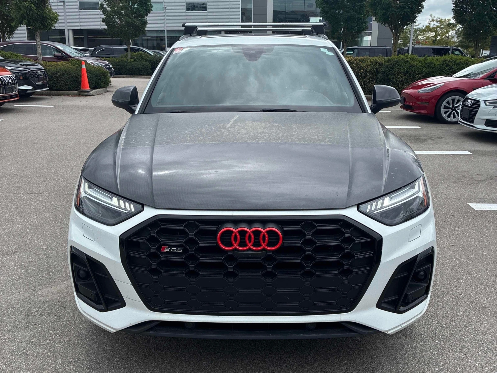Audi SQ5 TECHNIK * ГЛАВНО ПРЕДСТАВИТЕЛСТВО НА AUDI* , снимка 2 - Автомобили и джипове - 55948421