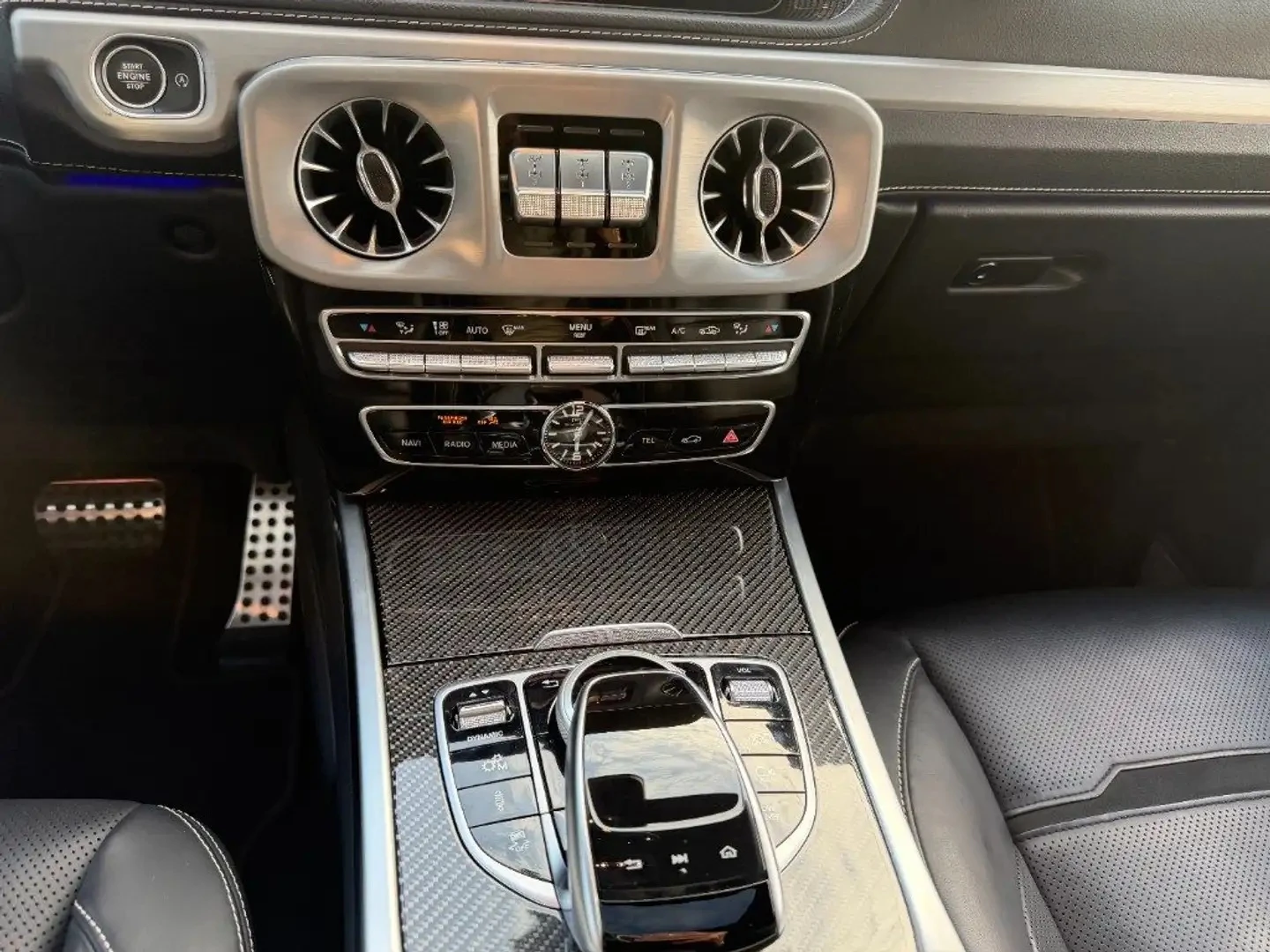 Mercedes-Benz G 63 AMG, снимка 9 - Автомобили и джипове - 56197576