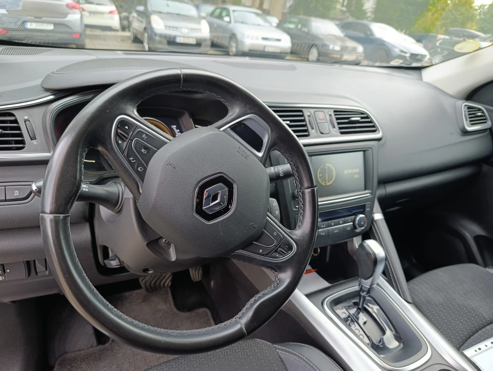 Renault Kadjar, снимка 8 - Автомобили и джипове - 56239061