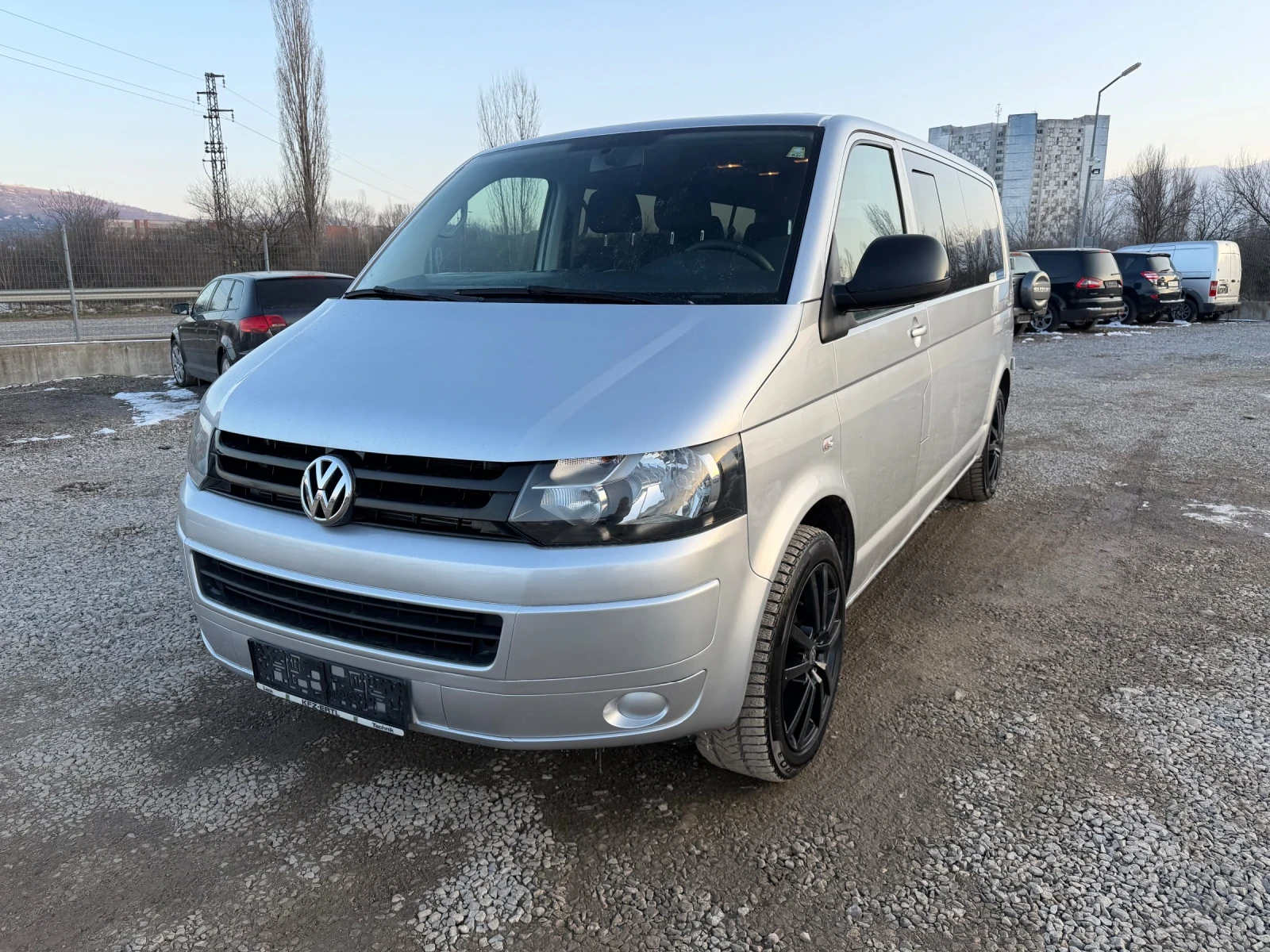 VW Caravelle 2.0TDI-140PS-9МЕСТЕН-4Х4, снимка 1