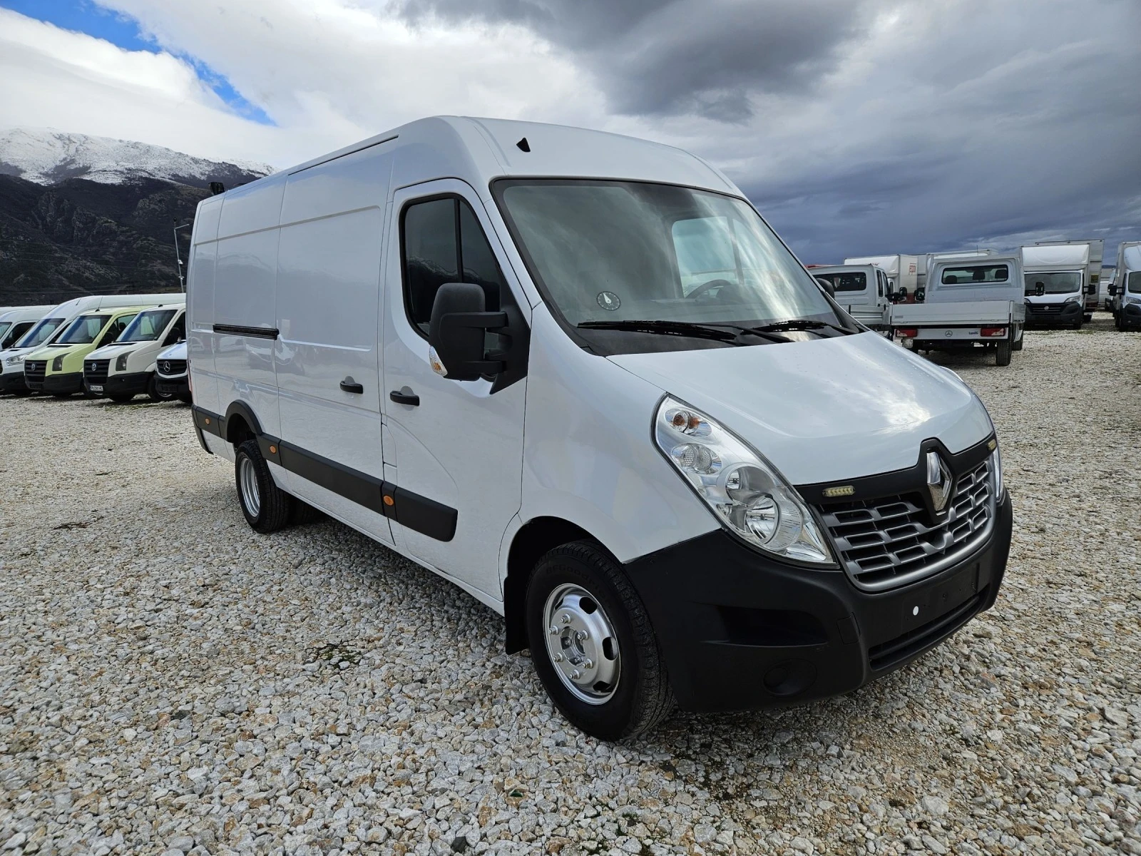 Renault Master До 3.5 тона - изображение 7