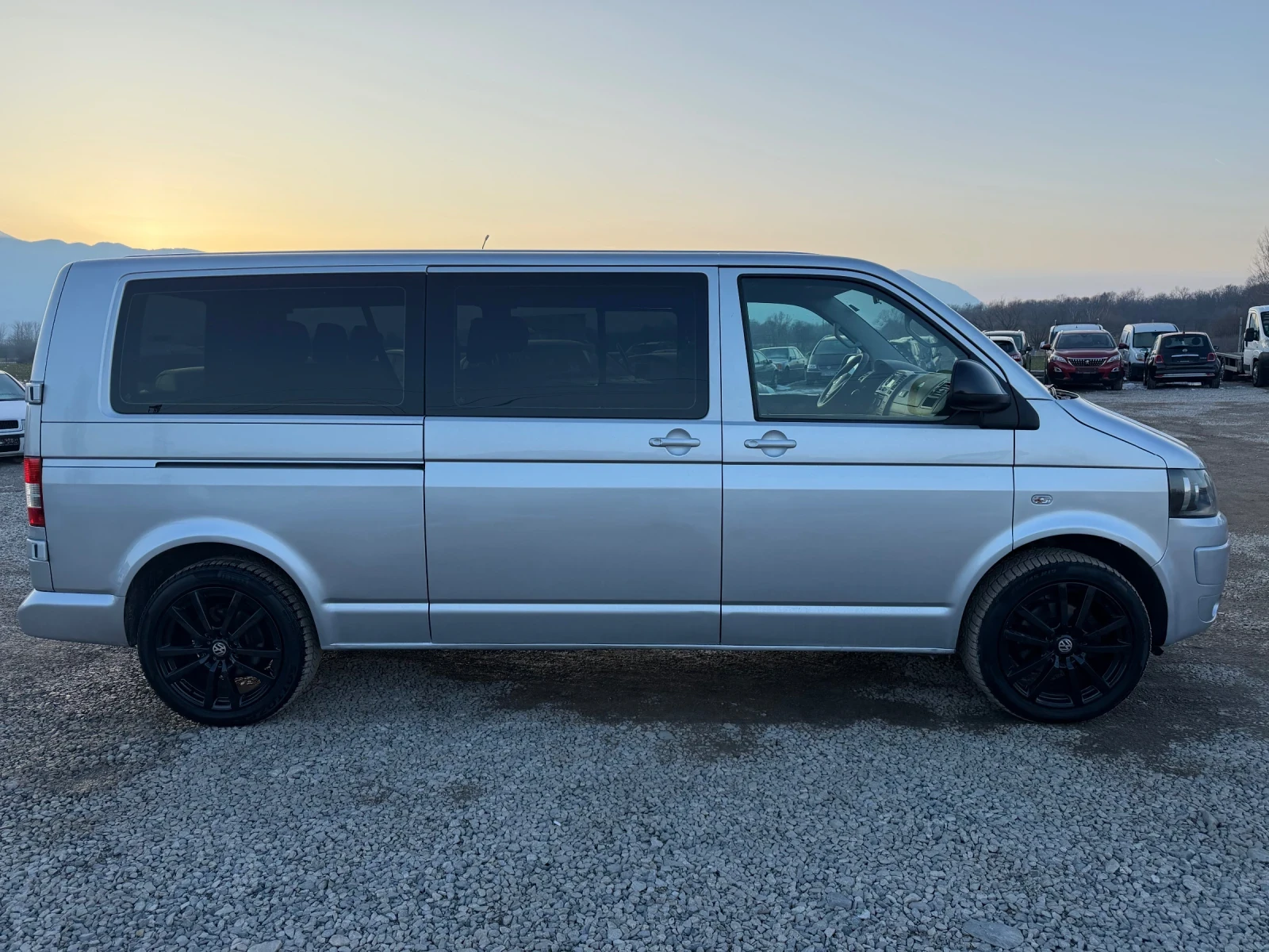 VW Caravelle 2.0TDI-140PS-9МЕСТЕН-4Х4 - изображение 4
