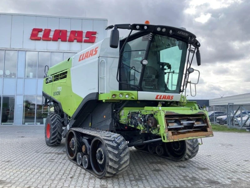 Комбайн Claas КОМБАЙН CLAAS LEXION 770 TT + V1200 2013 г., снимка 1 - Селскостопанска техника - 45541130