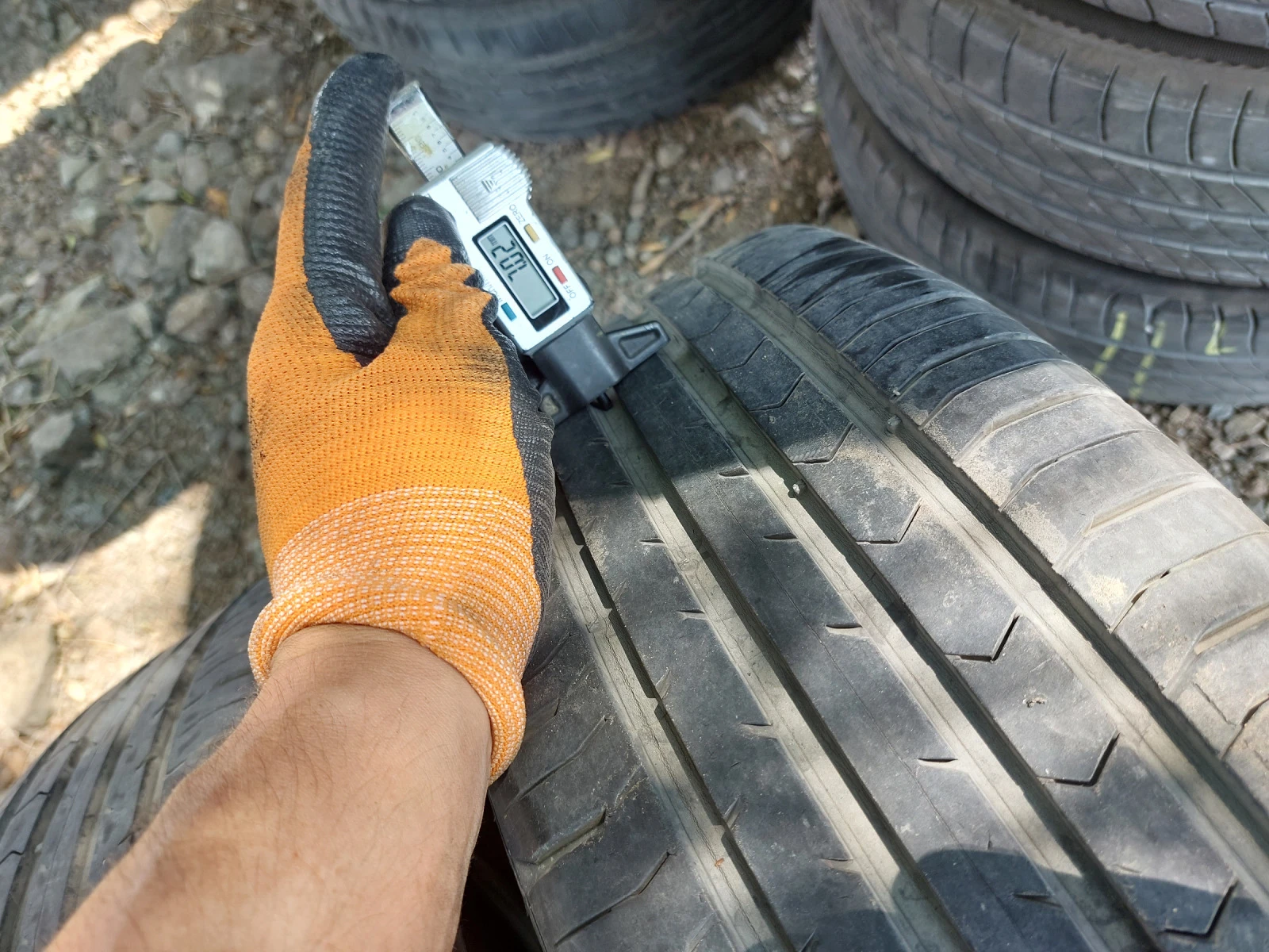 ���� 205/60R15 | Mobile.bg � ����������� 4