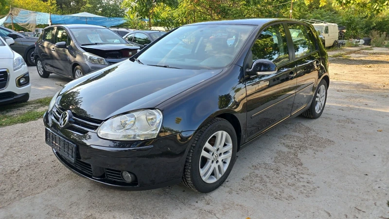 VW Golf 1.6i 102k.c  Газ-Бензин, снимка 1 - Автомобили и джипове - 47367108