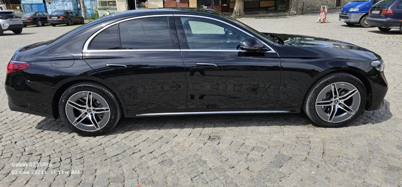 Mercedes-Benz E 300 бензин-ток, снимка 1 - Автомобили и джипове - 47911541